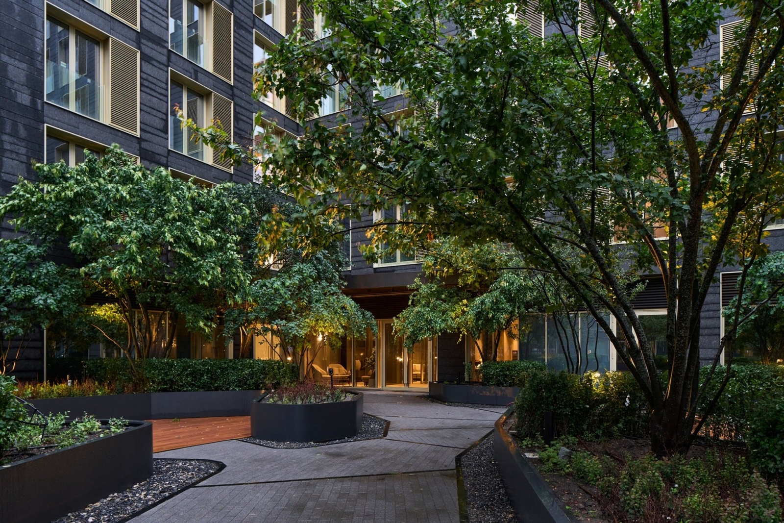 1А Первомайская 15