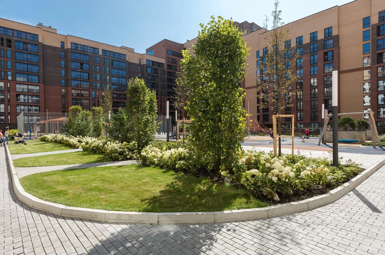 Квартал На Декабристов 10